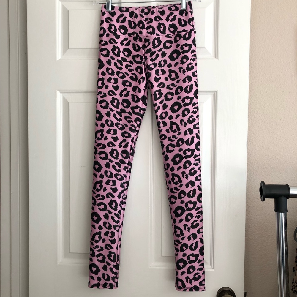 NEVER WORN - Gold Sheep pink leopard leggings